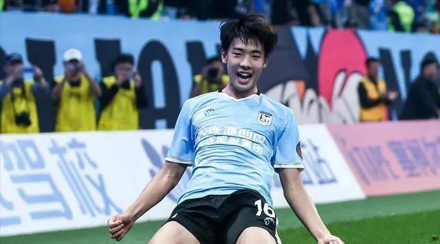 青少年足球冠军杯赛_青少年足球赛冠军_全国青少年足球赛冠军